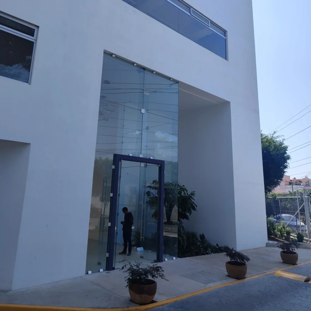 oftalmologia puerta clara entrada